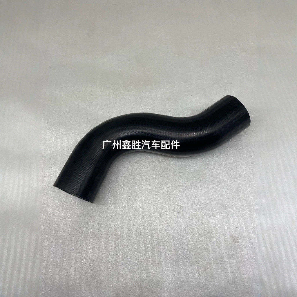 17341-0L020 é adequado para a mangueira do radiador do intercooler do Toyota Hilux REVO 1GD2GD.