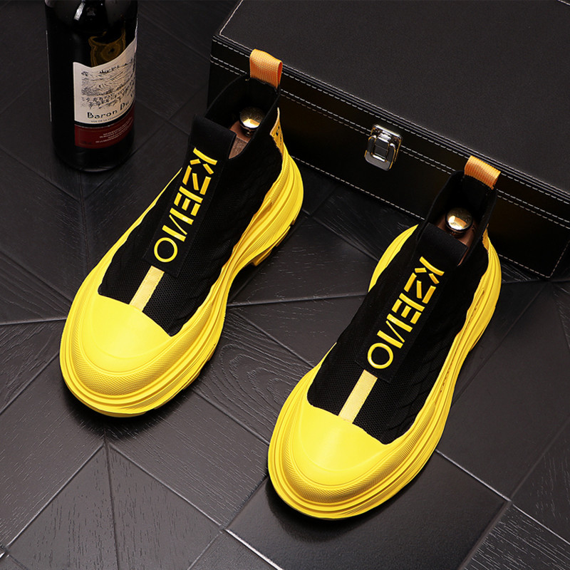 Sapatos de cano alto masculinos 2025 sapatos masculinos de sola grossa versão coreana meias de malha sapatos masculinos