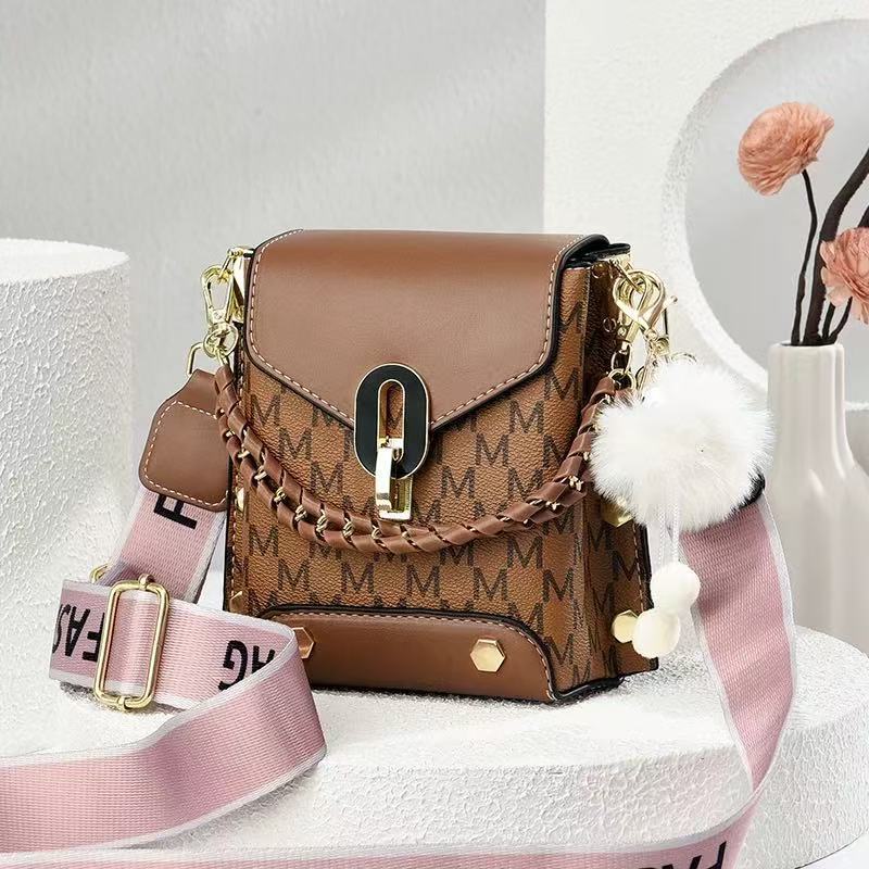 Bolsa Feminina Porta Celular Transversal Feminina Passeio Com Chaveiro Pequena