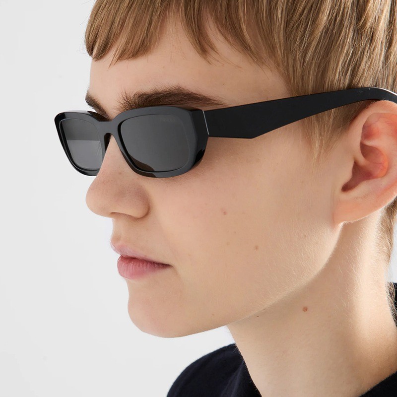 Novo Quadrado Pequeno Quadro Óculos De Sol Na Moda Unisex Retro Tons Para Homens Mulheres Proteção UV400 Clássico Vintag