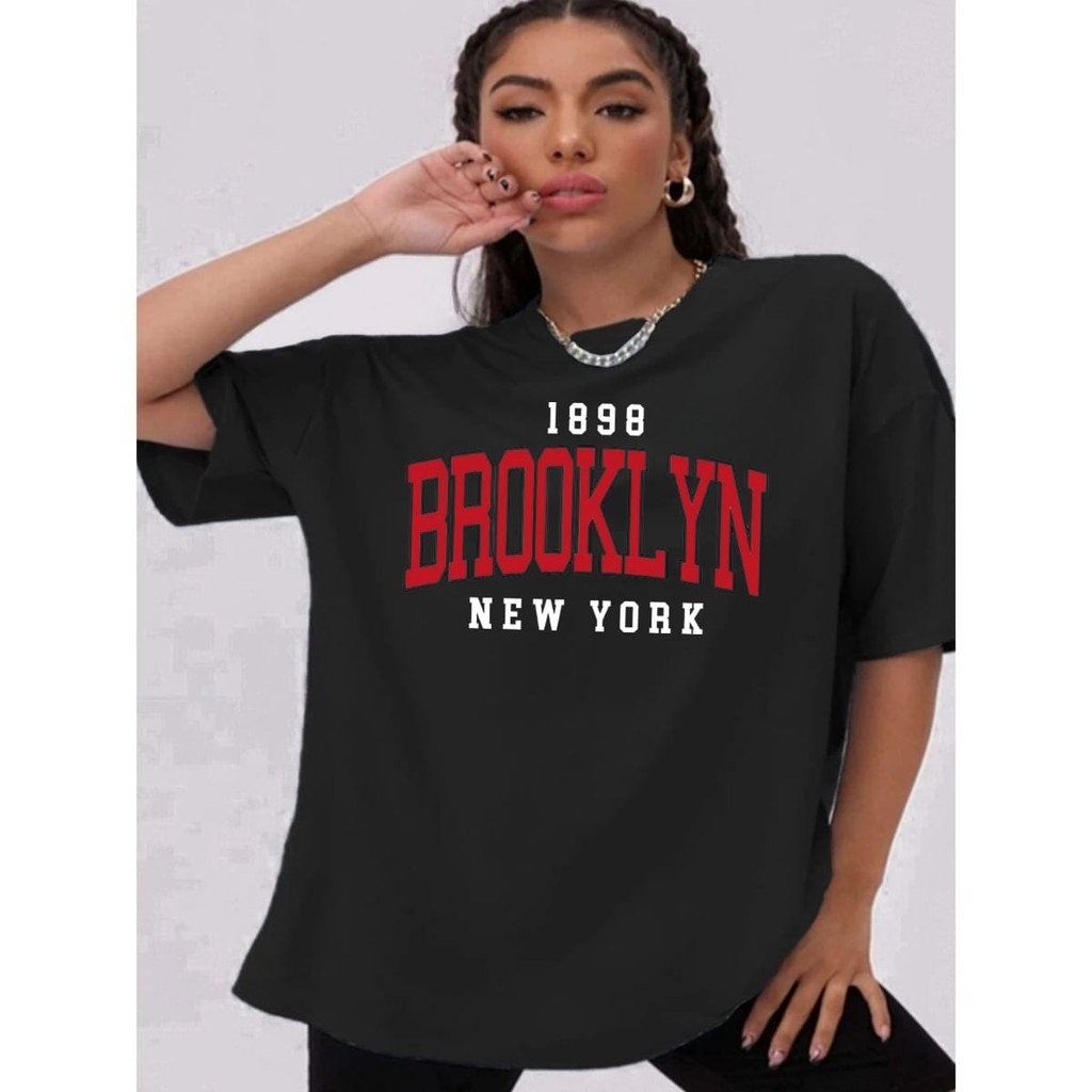 Camiseta Streetwear Feminina Básica Confortável Algodão Modelo: "Brooklyn 1898" - Lançamento Casual