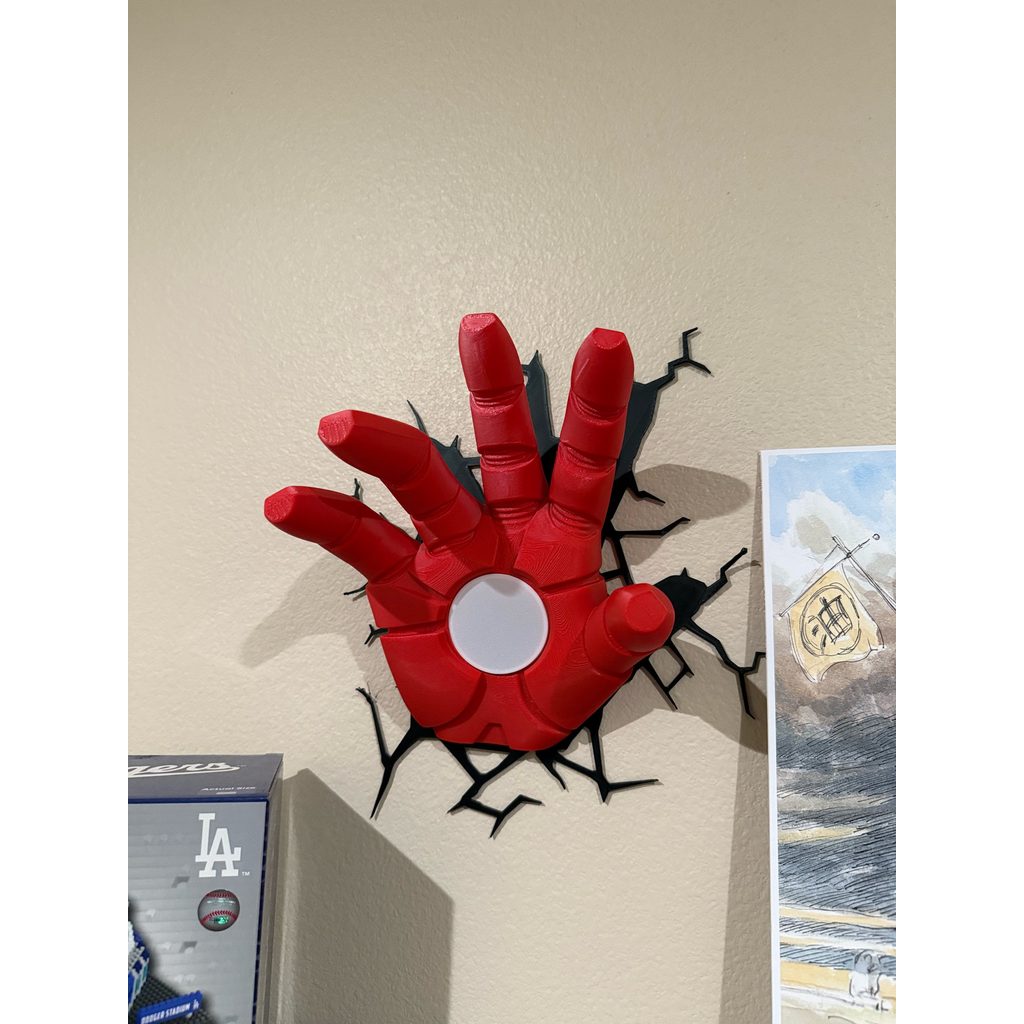 Mão do Homem de Ferro 3D Item de Decoração Geek Vingadores Marvel