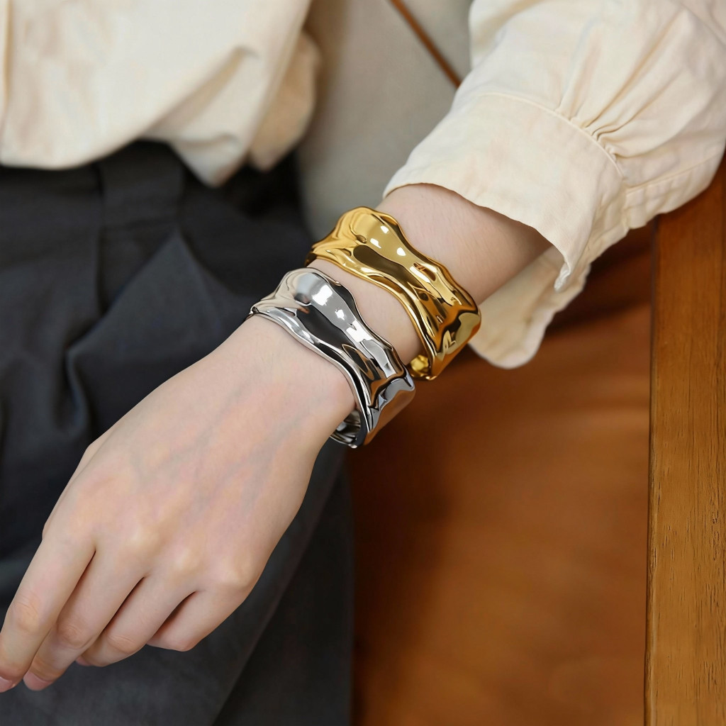 Pulseira de Bracelete Aberta Banho de Prata 925 ou Ouro 18K Design Curvo Brilhante em Oferta na Shopee