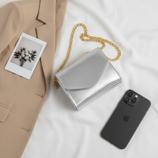 Bolsa Metálica Feminina | Alça Corrente Doura em Oferta na Shopee