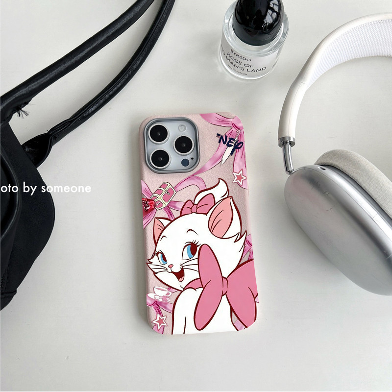 Capinha para iPhone 11/12/13/14/15/16/17 Pro Max Capa protetora de celular em couro macio desenho animado da gata Marie