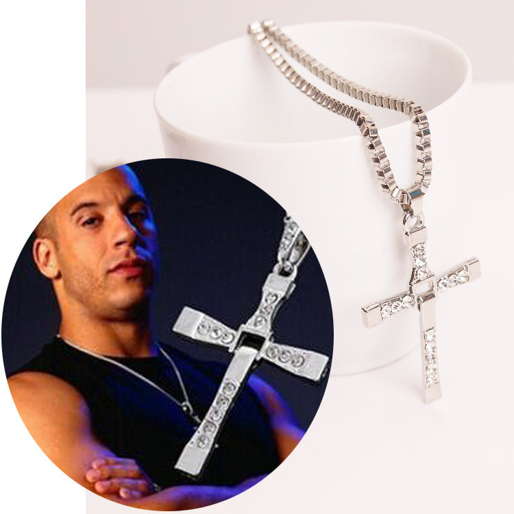 Colar Com Pingente De Cruz De Velozes E Furiosos Para Homens Mulheres Estilo Hip Hop Presente em Oferta na Shopee