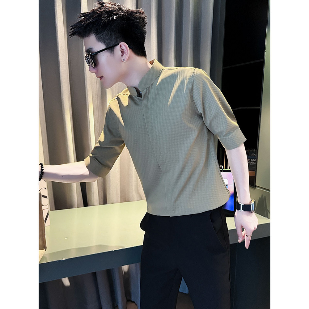 Camisa masculina de manga curta verão Waffle Casual camisa de manga média roupas masculinas 2025 novo estilo roupas de v