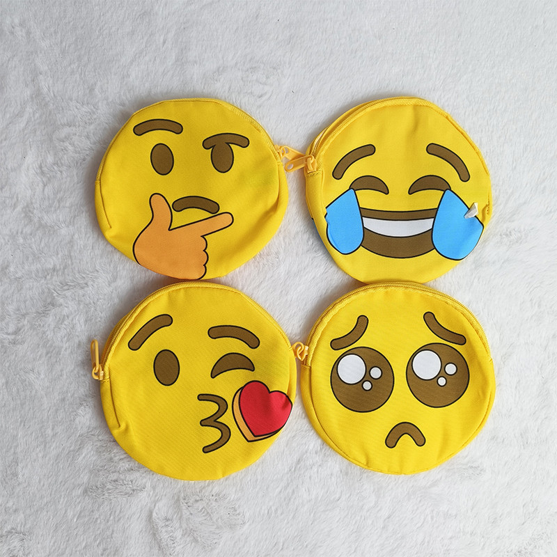 Comércio exterior pedido japonês dos desenhos animados Smiley Face expressão canto criatura Banana gato forma pequena mo