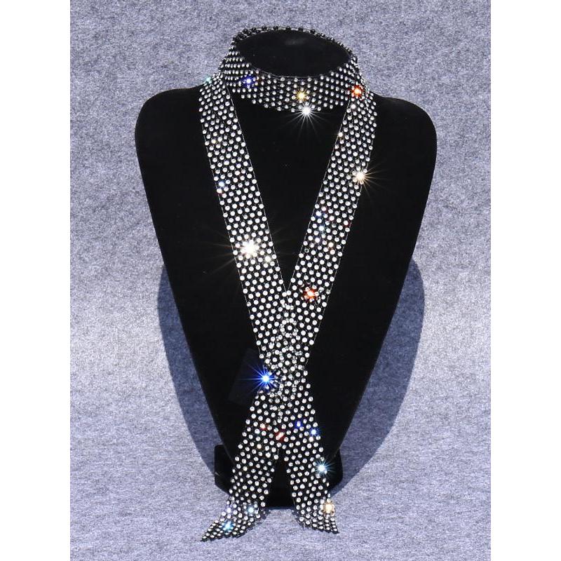 Colar com gravata de diamante Decoração feminina All-Match Corrente de cintura exclusiva Corrente de clavícula Corrente