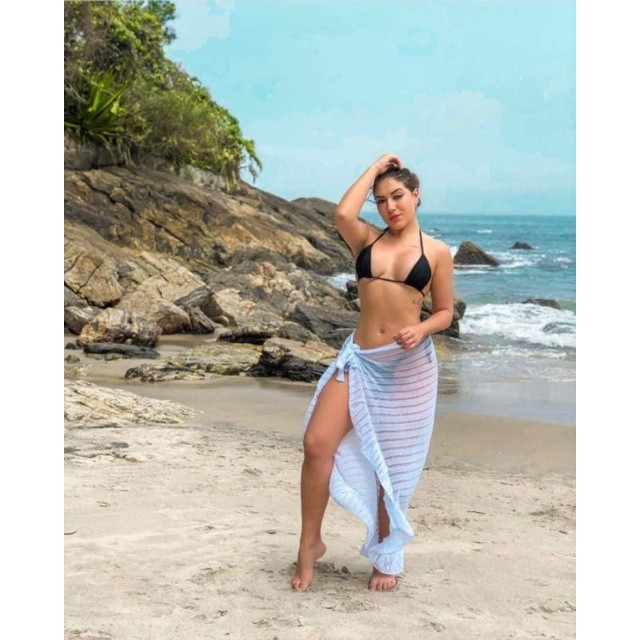 Saida de Praia feminina tricot Com Babado Moda Praia Verão Promoção (babado)