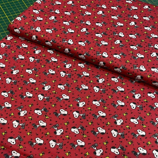Tecido Tricoline Digital Mini Snoopy e Woodstck Fundo Vermelho