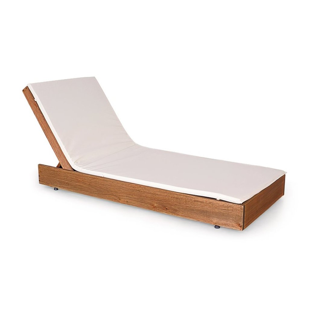 Espreguiçadeira Versatti Rustic com Almofada Yescasa Marrom/Nogueira Sim