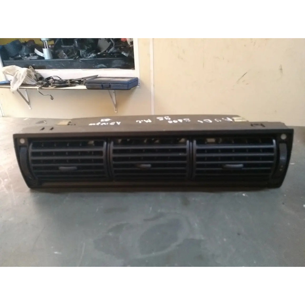 Difusor De Ar Audi S100 1995 - 4a1820951