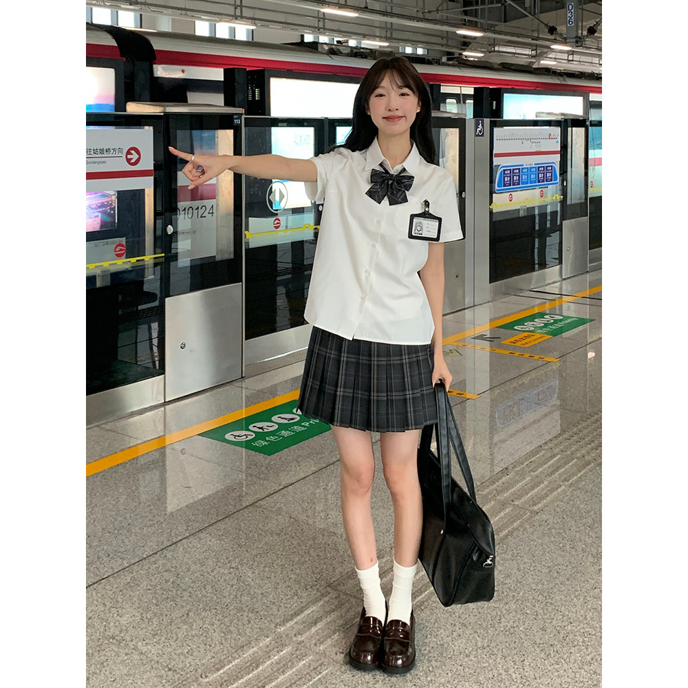 Tokyo Year-Old Times JK Uniforme Estilo Preppy Terno Saia Terno Um Conjunto Completo Camisa de Manga Curta Saia Plissada