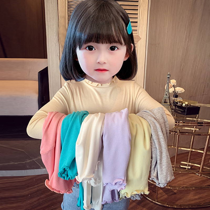 2026 novo estilo meninas camisa de fundo verão estilo fino versão coreana crianças cor sólida manga comprida camiseta be