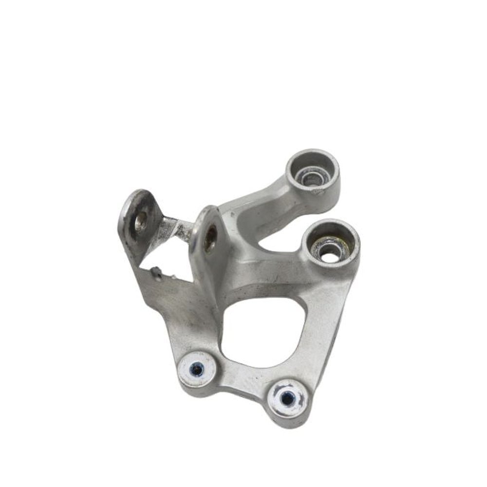 BACALHAU SUPORTE PEDALEIRA DIAN GSXR 750 SRAD 2007-2010(607) ( ORIGINAL )
