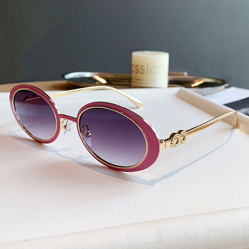 Novos Óculos de Sol Femininos da Moda, Estilo Retrô, Armação Pequena de Metal, Óculos de Sol Ovais UV400, Óculos de Sol 