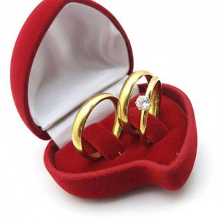 Alianças Casal Solitário Aço 316L Dourado Delicado Elegante