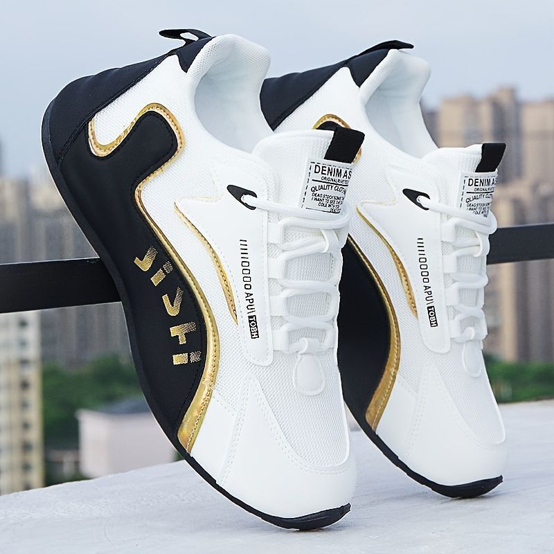 Sapatos esportivos masculinos verão 2026 novo estilo respirável sapatos masculinos na moda All-Match malha sapatos mascu