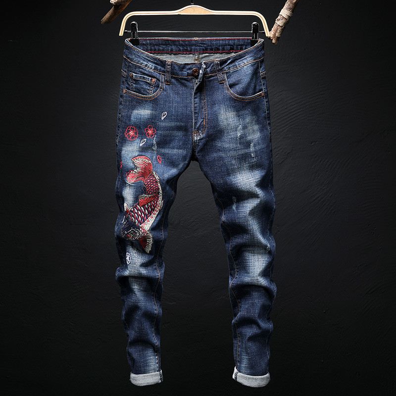 Estilo chinês exclusivo bordado Jeans masculino Street Wear magro-ajuste calças magras Koi bordado na moda Casual calças