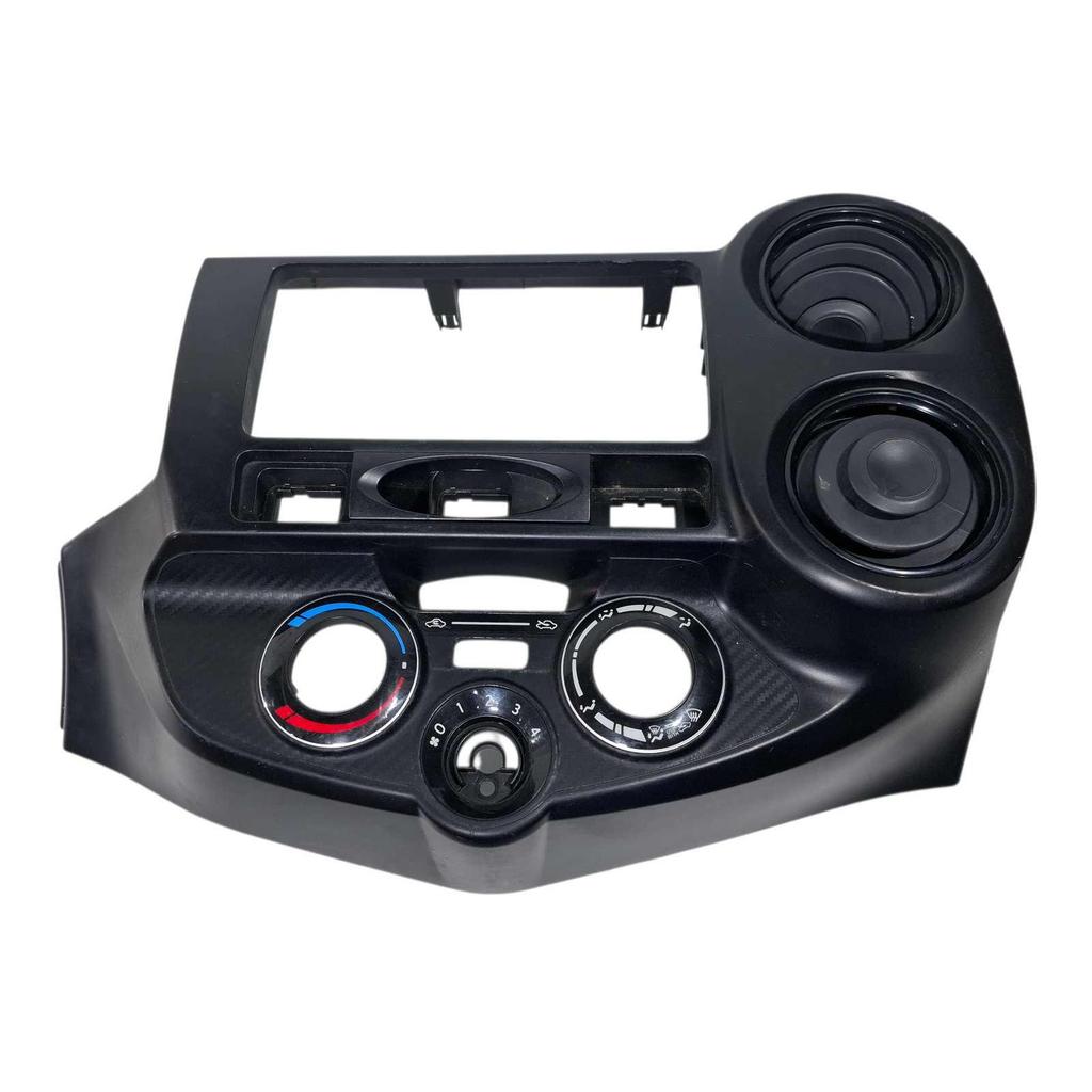 Moldura Painel Central Ar-Condicionado Toyota Etios 2015/20