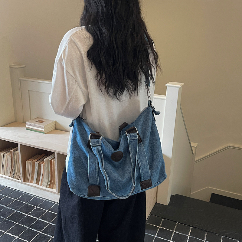 Bolsa Feminina Jeans Denim Bau Boston Grande Viagem Academia Transversal Ombro Casual 40x23cm 2026