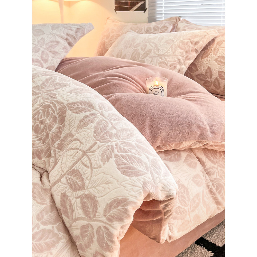 Grosso esculpido leite velo conjunto de quatro peças 2026 novo estilo Coral velo inverno flanela folha colcha capa cama