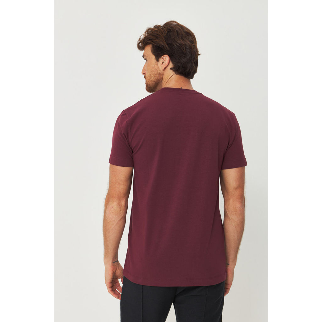 Camiseta Detalhe Minimalista Masculina Acostamento
