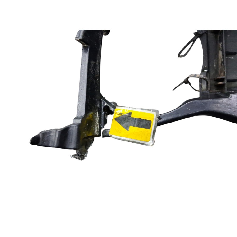 Suporte Farol Milha Esquerdo Bmw 320i 2011/2015 C/detalhe Esquerdo
