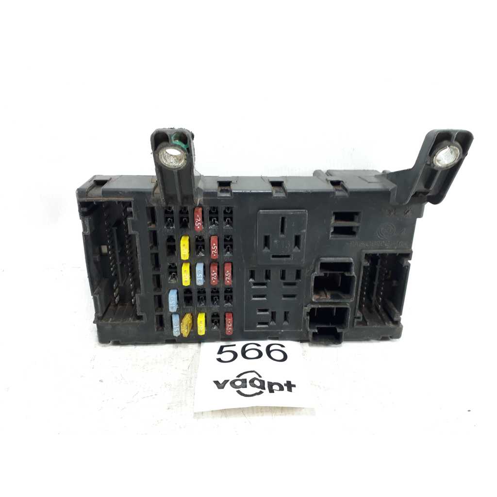 Caixa De Fusível Fiat Doblo Strada 51778980