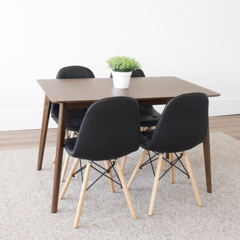 Conjunto Mesa Finlândia 120x75,3cm Tampo MDF com 4 Cadeiras Eiffel Botonê