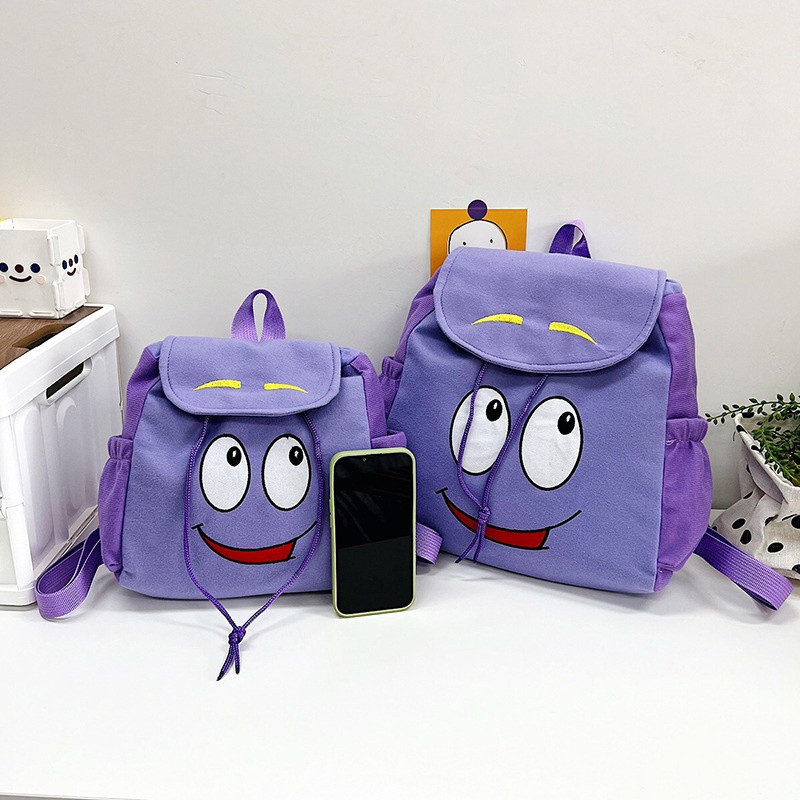 A.T.A Mochila Infantil Dora Aventureira - Pelúcia Roxa com Estampa de Mapa, Grande Capacidade
