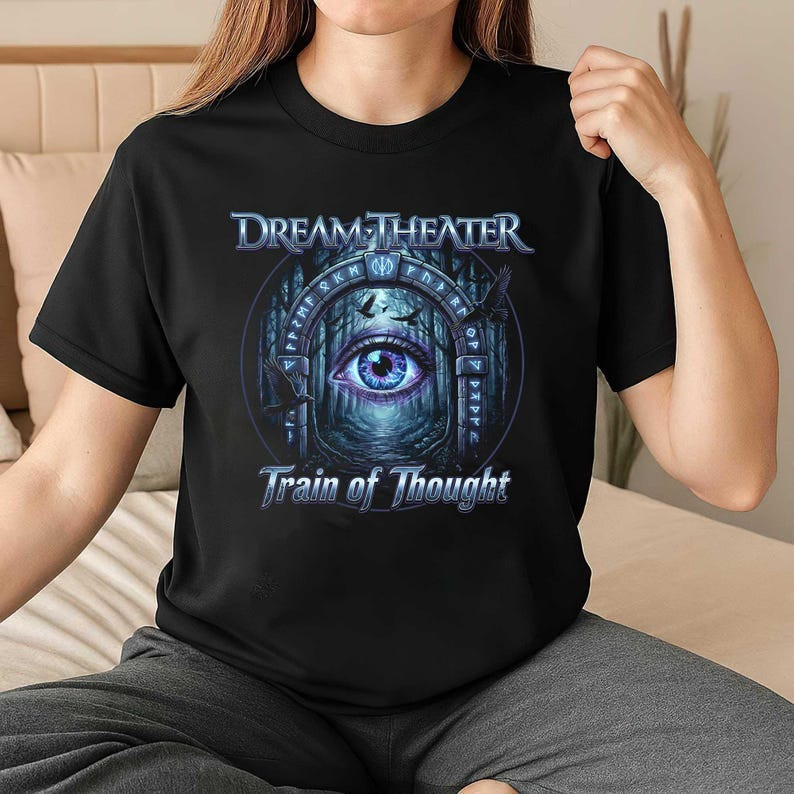 Camiseta Masculina Feminina Estampa Dream Theater "Train of Thought" Olho Azul T-shirt Unissex Banda de Rock