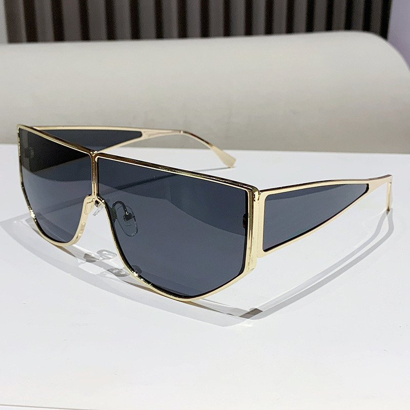 Novo Popular Metal Grande Quadro Feminino Óculos De Sol De Uma Peça Punk Masculino Tons Viagem Ao Ar Livre Vidro UV400