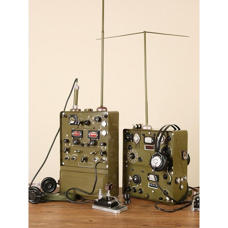 Retro nostálgico antiquado antigo criativo rádio transmissor modelo de telecomunicações adereços decoração de janela orn