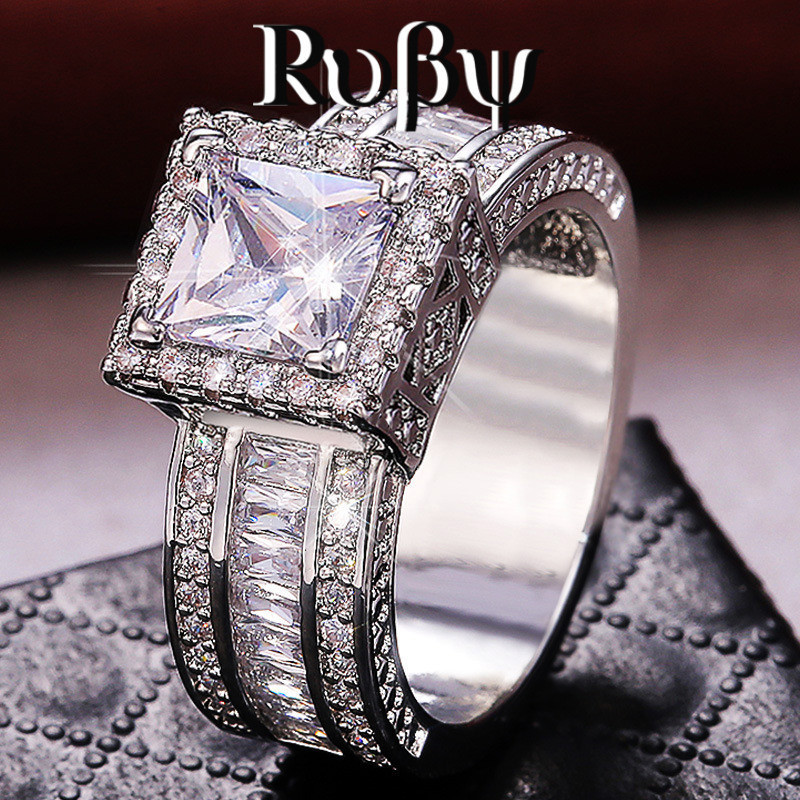 Ruby * Novo Estilo Flash Diamante Anel Quadrado Europeu Americano Moda Feminina Proposta de Noivado Anel de Diamante
