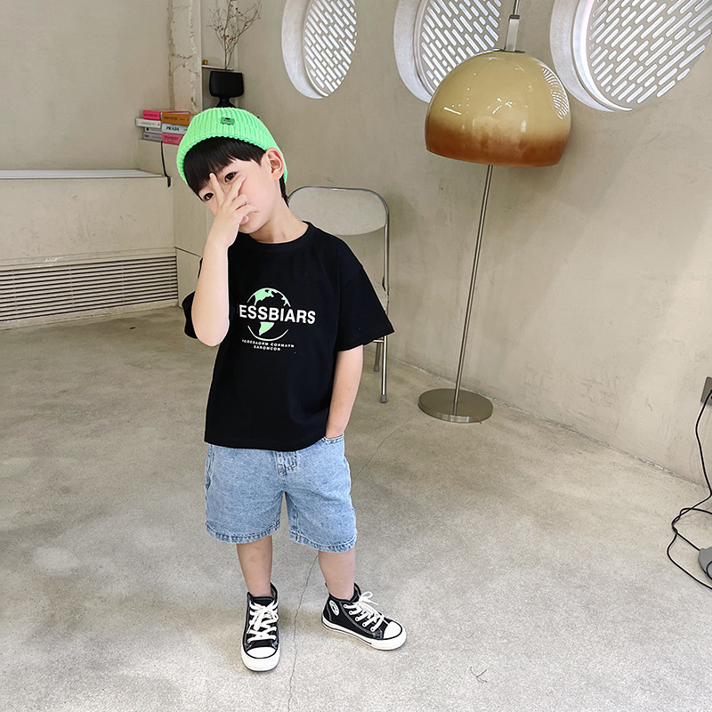 2026 Roupas infantis Meninos Camiseta de manga curta Verão Puro Algodão Estilo Fino Street Wear Cartoon Baby Solto Trend