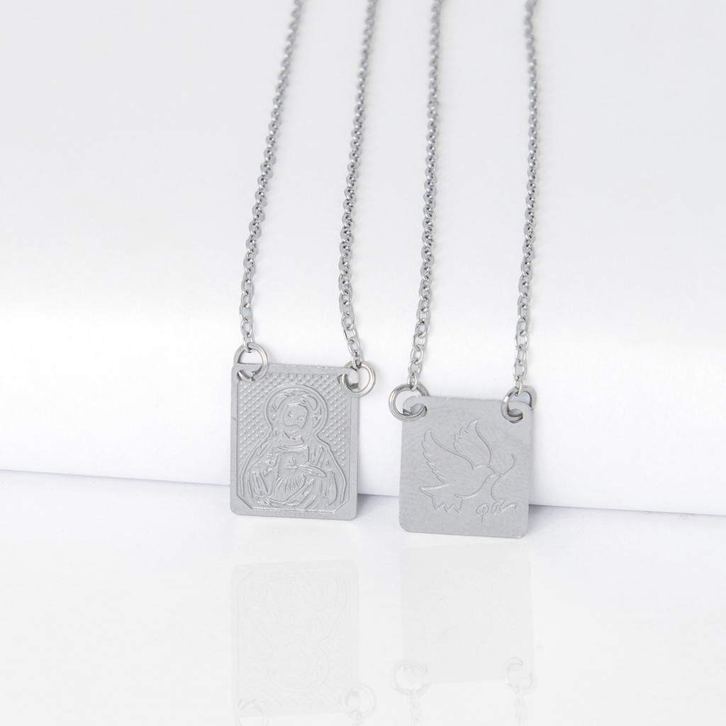 Escapulários Sagrado Coração de Jesus Cristo e Pomba Paz De Aço Inox — LABRILHO Joias — Banhado Ouro 18K Antialérgico