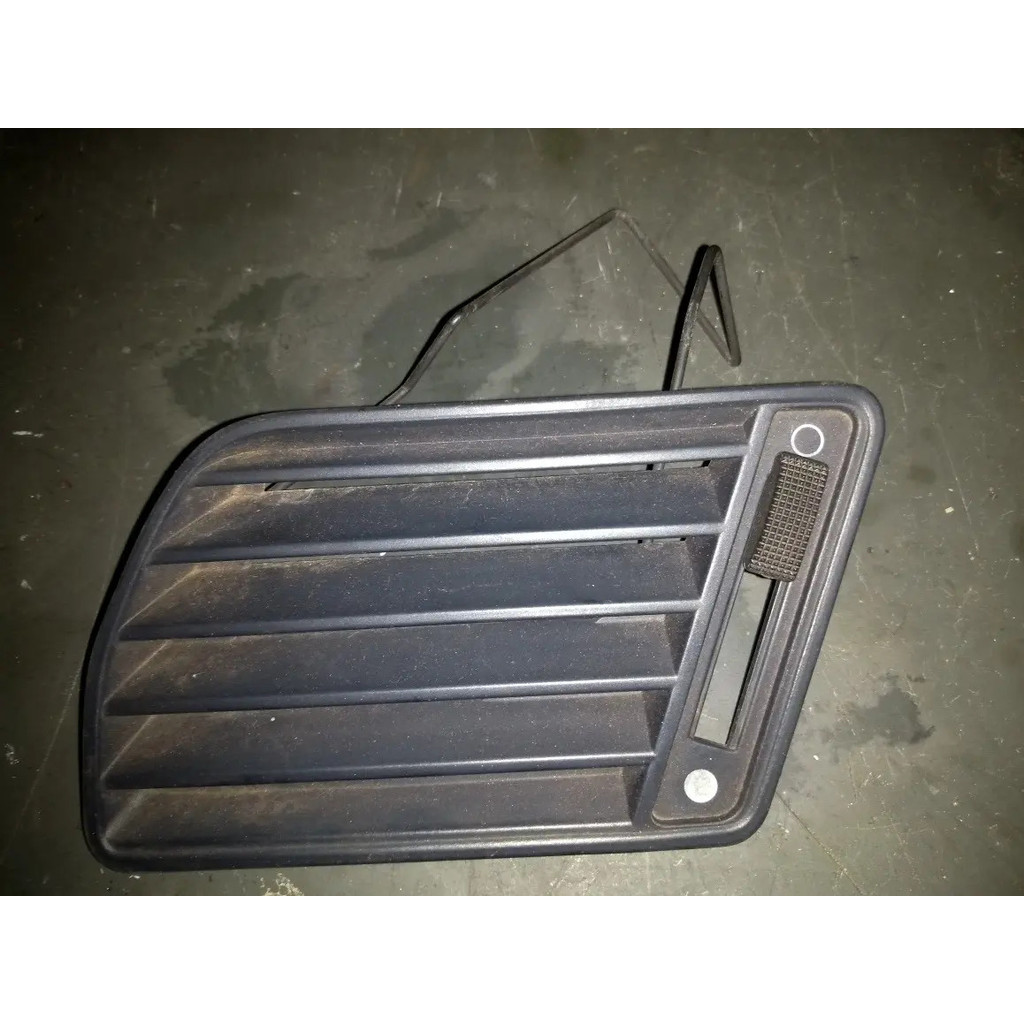 Difusor De Ar Esquerdo Audi S100 1995 - 4a1819793b