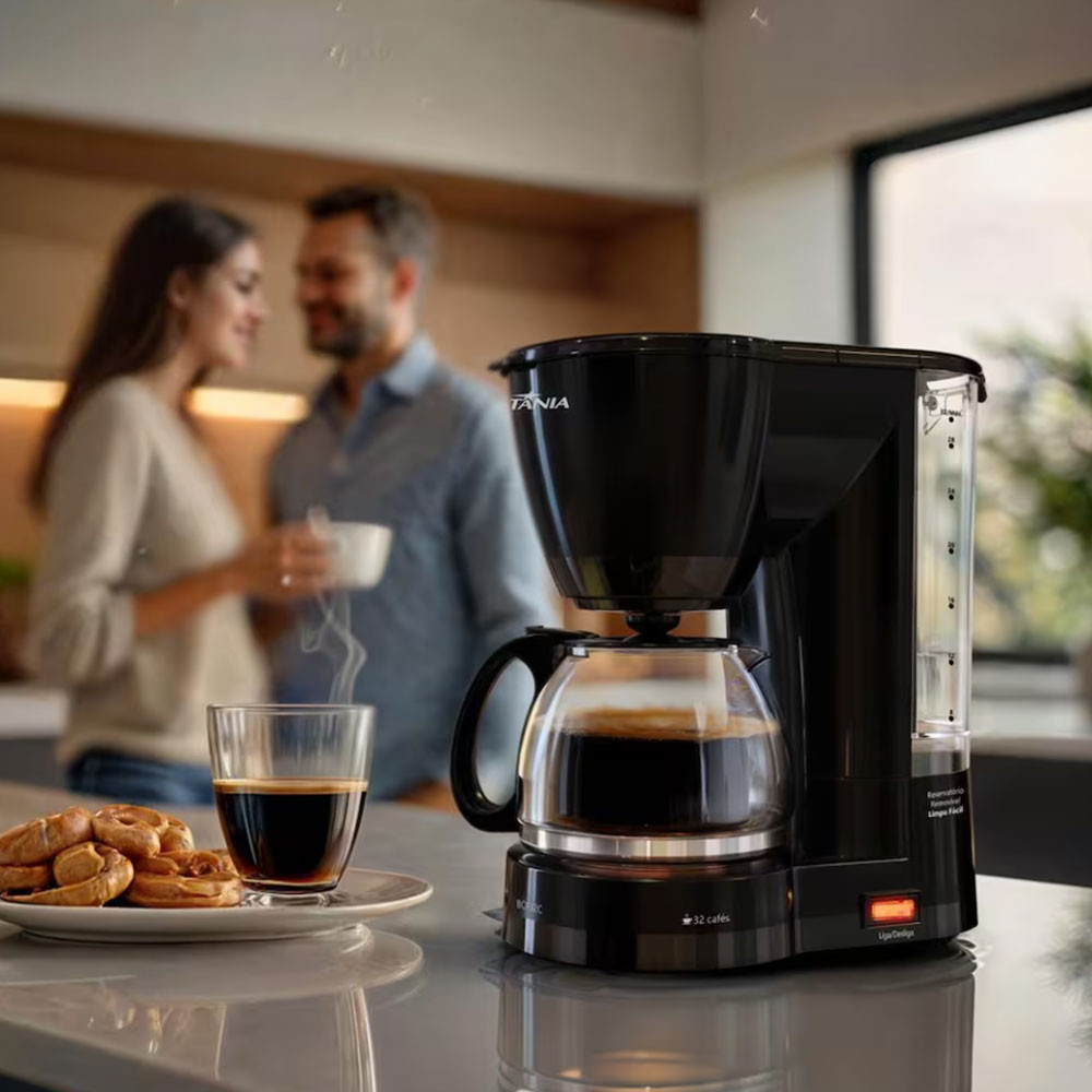 Cafeteira BCF32C Jarra de Vidro Britânia