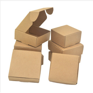 Caixa de papel Kraft artesanal caixa de embalagem de sabão Retro caixa de presente uma peça caixa de bolo grupo de joven