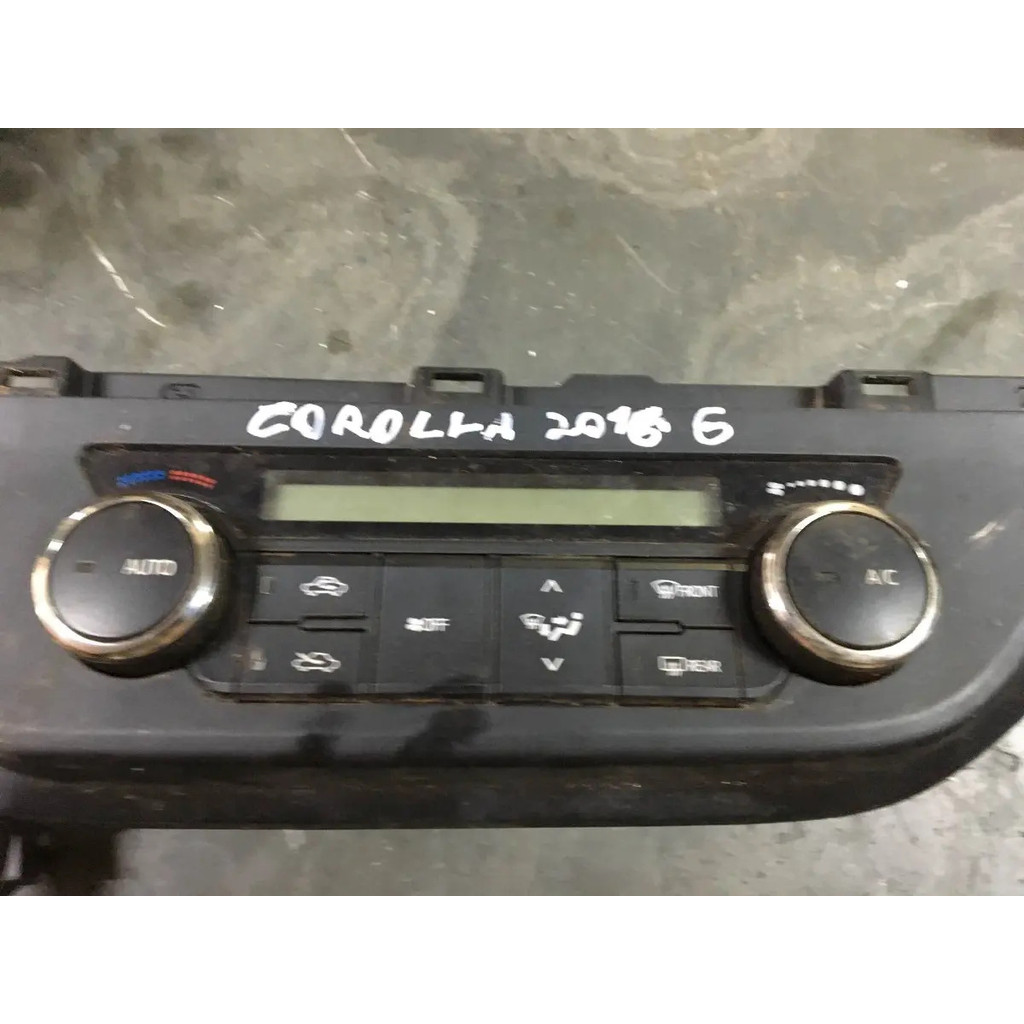 Comando Ar-condicionado Digital Toyota Corolla 2016 - 75f542