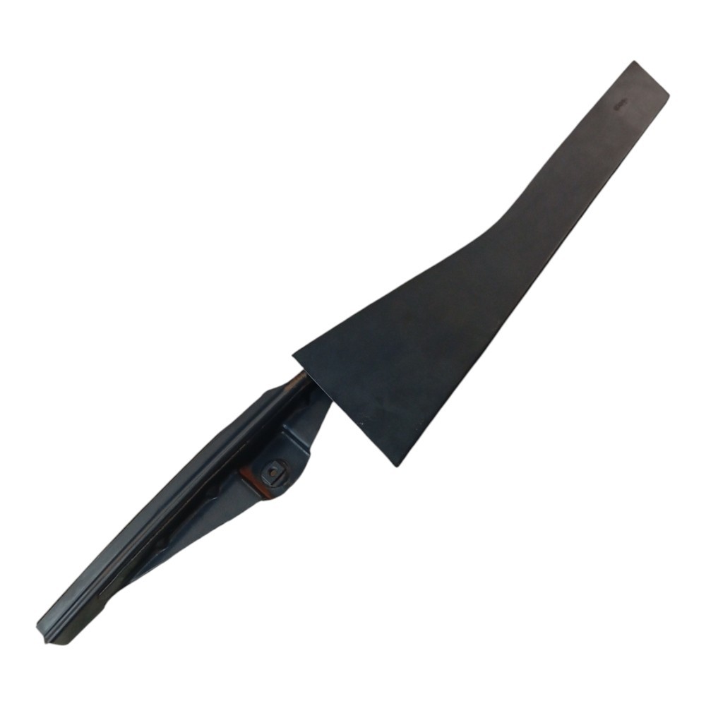 Moldura Guia Vidro Traseira Le Vw Polo 2003 2014 6q6839903  Preto