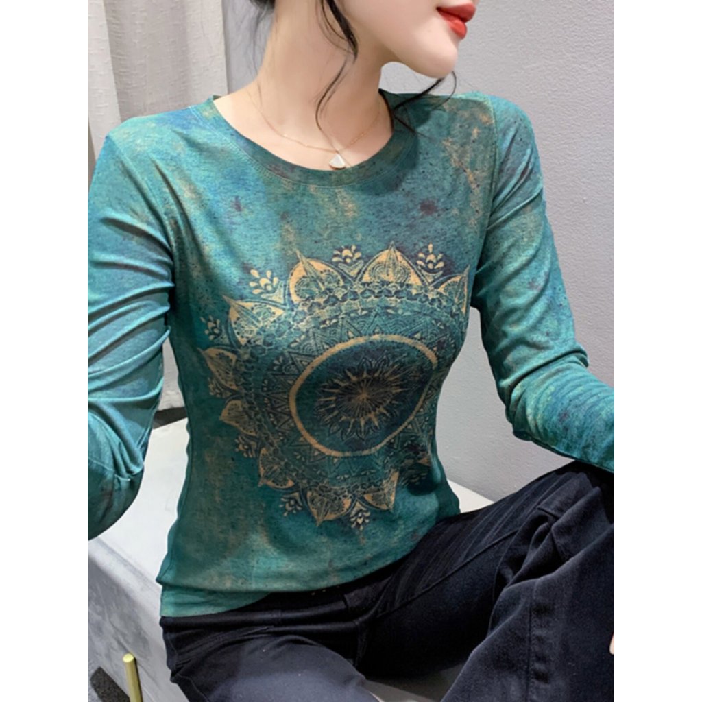 Roupas de primavera 2024 Novo estilo moda feminina estampada Slim fit camiseta de manga comprida feminina produtos europ