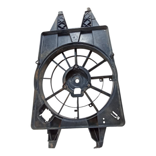 Defletor Da Ventoinha Radiador Ford Focus 2002 2008 8240441