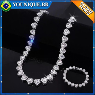 Conjunto requintado de colar e pulseira em aço titânio adornado com corações de zircônia banhados a prata Joias feminina