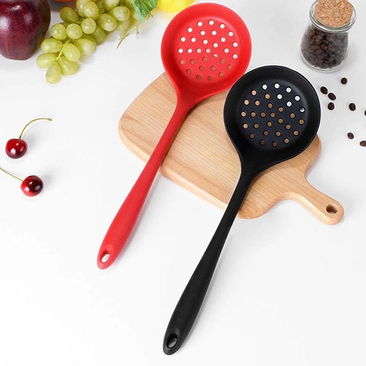 Escumadeira Silicone Vermelha Pegador Arroz Concha Cozinha Escorrer Óleo Frituras Resistente Achadinhos Shopee