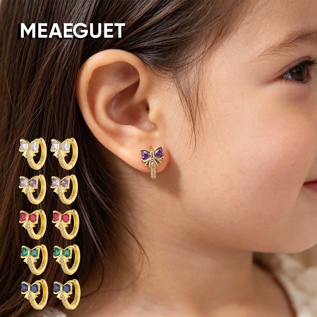 MG Brinco Infantil Argola Huggie Banhados A Ouro Para Bebês E Crianças Hipoalergênicos Com Design De Flor De Borboleta