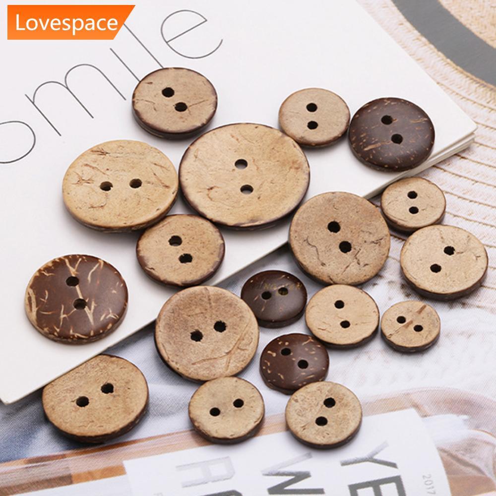 LS-STORE 50 Peças Botão De Casca De Coco Natural Redondo 2 Furos Botões Artesanais Decoração De Roupas Acessórios De Cos