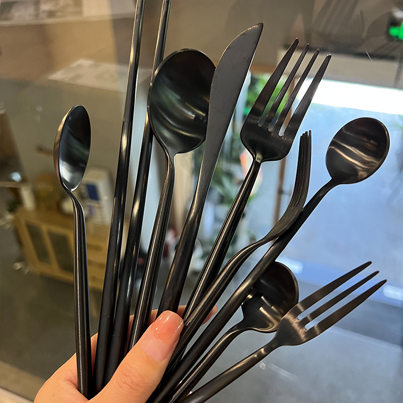 ** Estilo próprio do chefe lindo * Looker moderno Portugal Influencer Faca preta fosca Garfo Faca Garfo Colher Capa